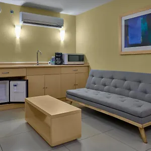 Express By Marriott Cancún